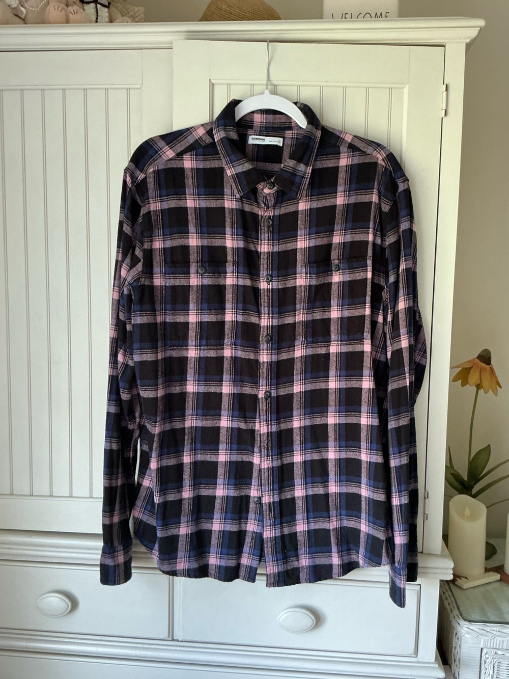 EUC Men’s Sonoma Plaid Flannel Shirt 🏕️